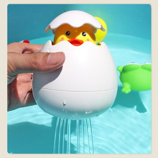 New Boys Girls 2 Styles Shower Toys Kids Swimming Shower Funny Toy Baby Cartoon Cute Duck Penguin Egg Water Spray Sprinkler Toys